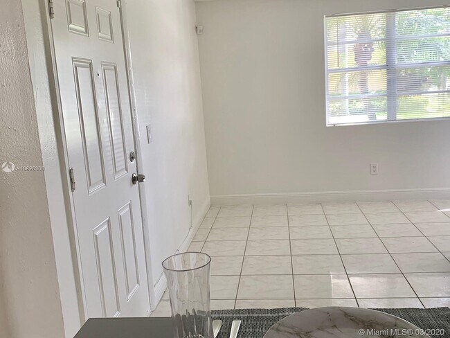 Foto del edificio - 1257 SW 46th Ave