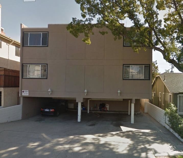 Primary Photo - 520 E Tujunga Ave