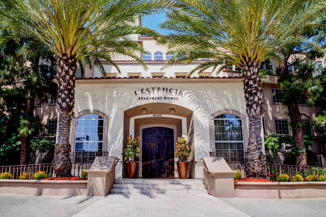 L'Estancia Apartments Studio City, CA