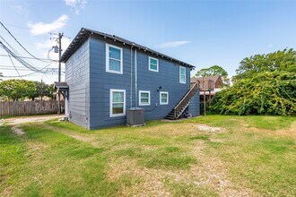 Building Photo - 2801 Virginia St