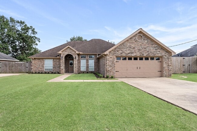 Building Photo - 7673 Rosewood Dr