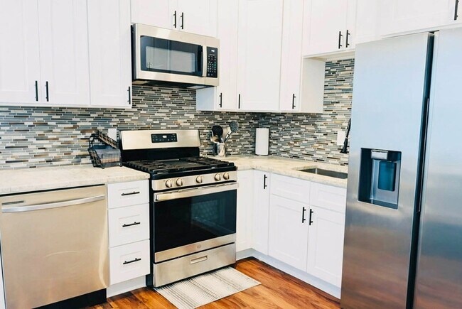 Foto del edificio - 2621 Edwin St