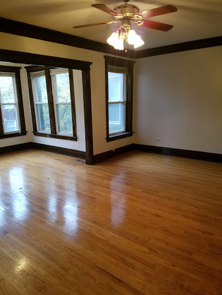 Foto del edificio - 5836 N Glenwood Ave