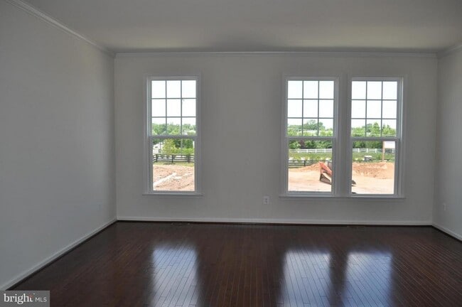 Building Photo - 43311 Novi Terrace