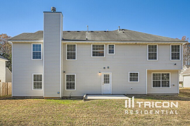 Building Photo - 6120 Red Top Loop
