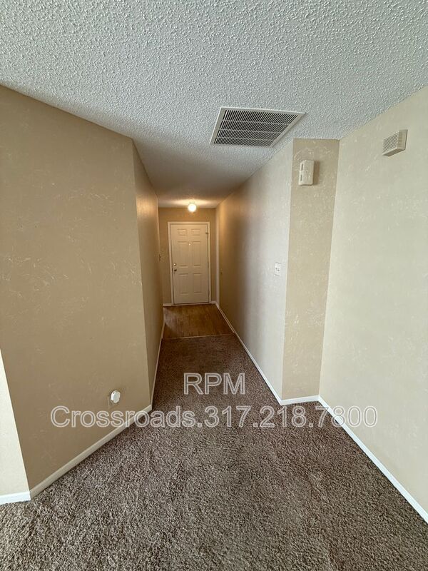 Foto del edificio - 1912 Blue Pine Ln