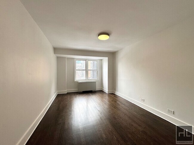 Building Photo - EAST 63 STREET