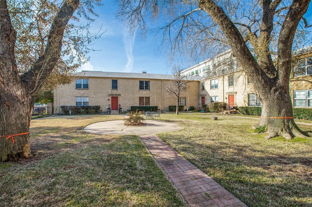 Primary Photo - 4847 N US 75-Central Expy 1000