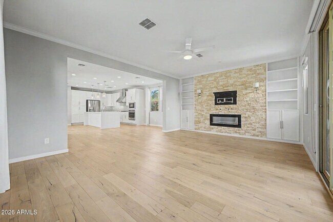 Building Photo - 3 Bedroom 3 Bathroom Recker Pointe Home