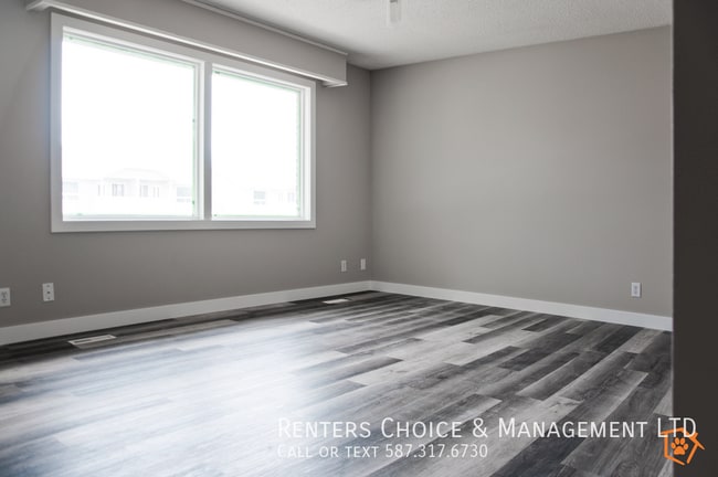 Building Photo - Recently Renovated Pet Friendly House in T...