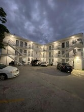 Building Photo - 1261 NW 59th St