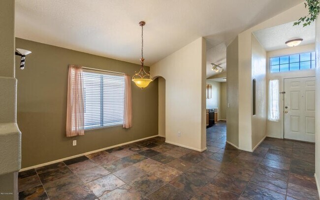 Foto del edificio - 3Bdrm / 2Ba  Bright & Clean near Thorneydale/Hardy