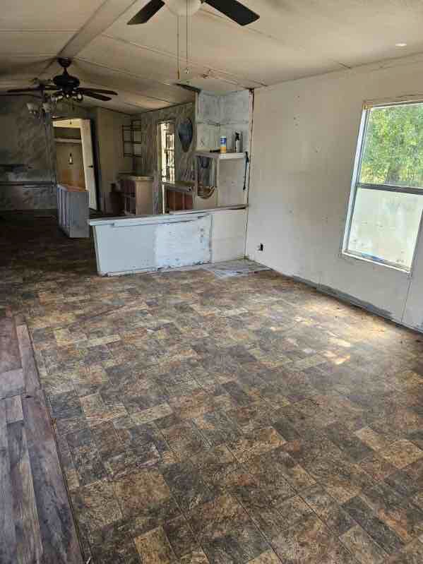 Foto del edificio - 750 S Hwy 22 A