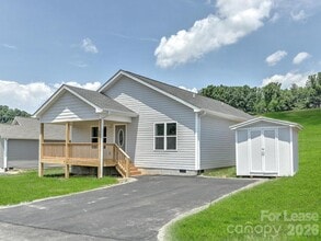 Building Photo - 261 Quinn Hill Ln