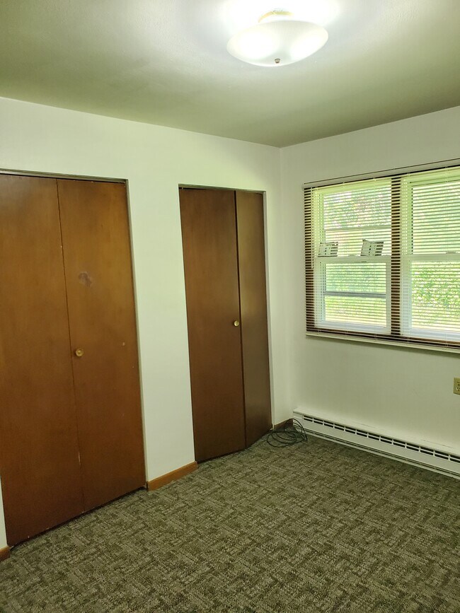 Bedroom - 172 North St