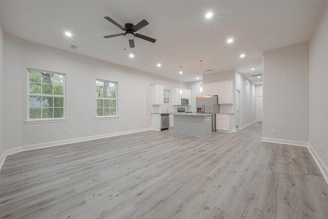 Foto del edificio - 2528 S Texas Ave