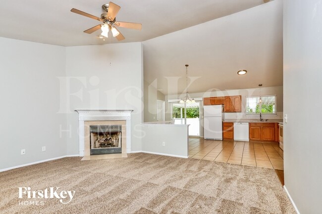 Foto del edificio - 7401 Cinnamon Teal Dr