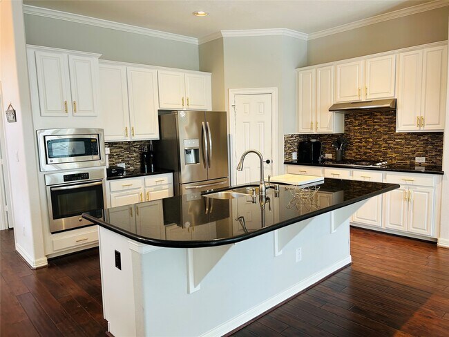 Building Photo - 2746 King's Retreat Cir