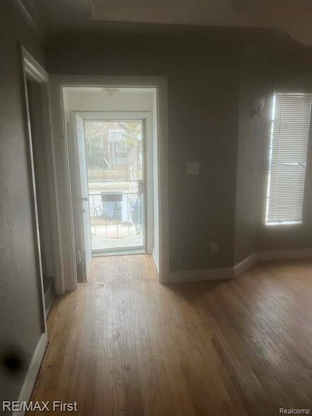 Building Photo - 14338 Lauder St