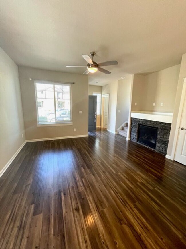 Foto del edificio - Lovely newer Redmond home in desirable com...