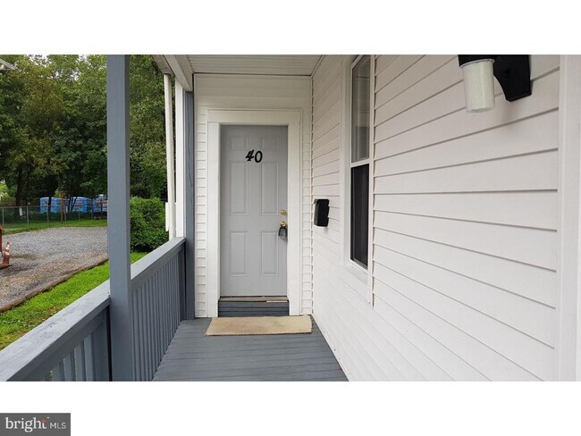 Building Photo - 40 Delsea Dr S