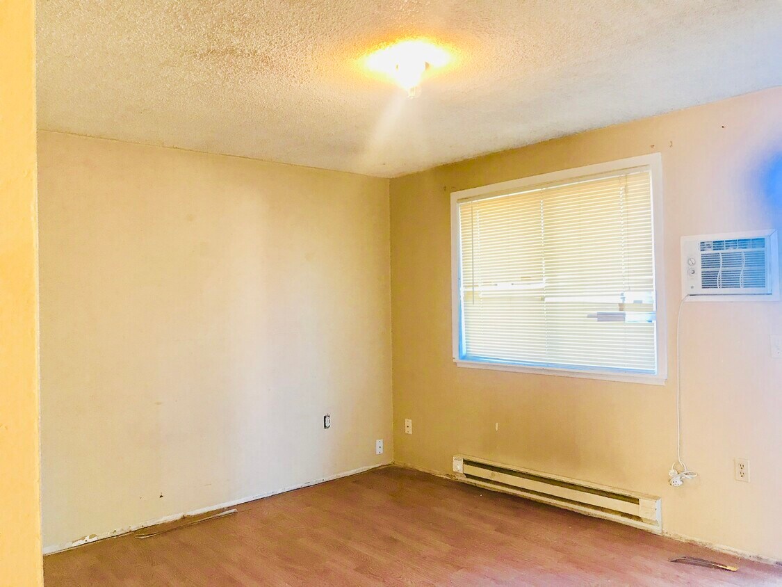 115 E D St Unit B, Wapato, WA 98951 Apartments in Wapato, WA