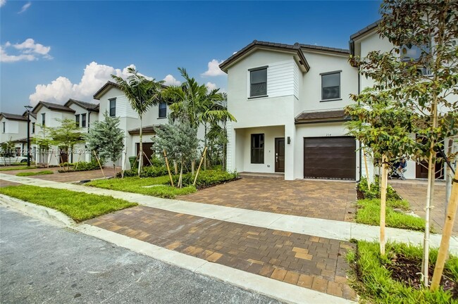 Foto del edificio - 234 SW 159th Ct
