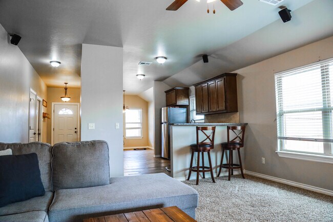 Building Photo - 324 SW 147th St