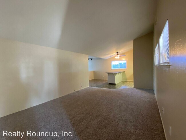 Foto del edificio - 3 br, 2 bath House - 1935 Douglas Rd