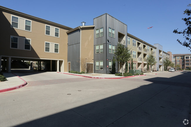 Southwestern Dallas Apartments