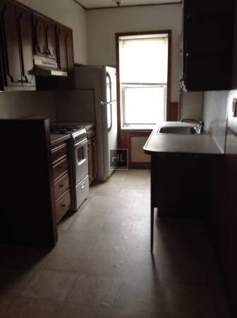 Primary Photo - 1567 E 38th St