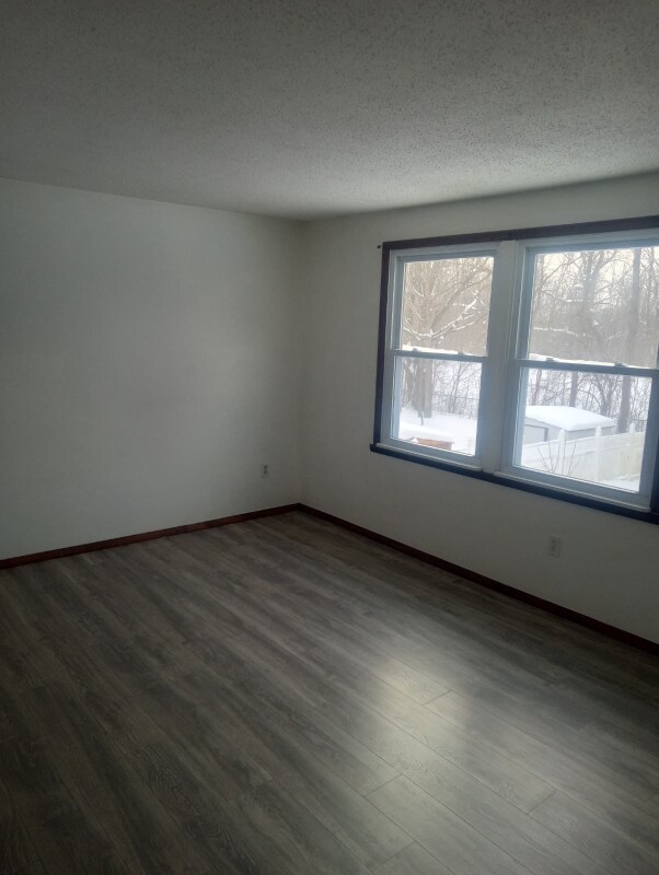 Foto del edificio - 6614 Royal Pkwy S