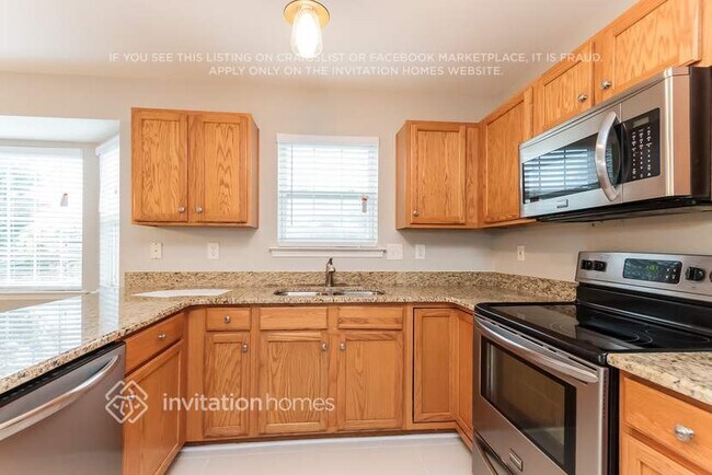 Foto del edificio - 115 Laporte Ln