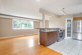 Photo principale - 13012-13132 132 Ave NW