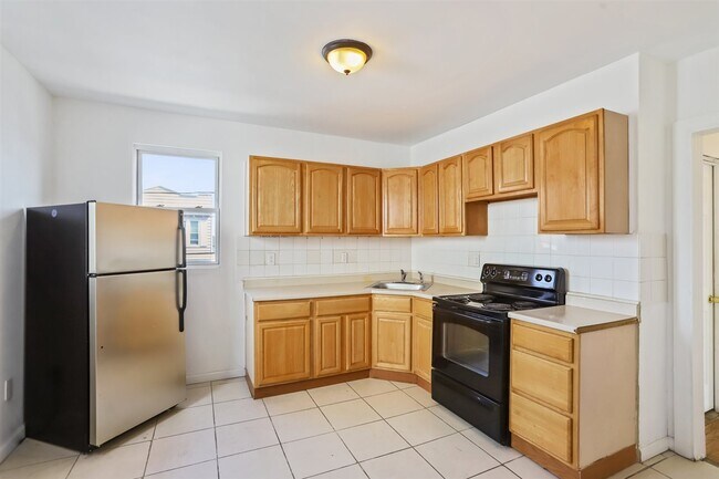 Foto del edificio - 130 Carteret Ave