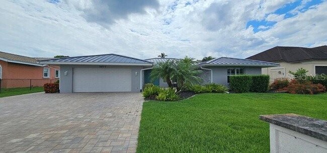 Building Photo - 2871 Coral Way