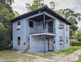 Building Photo - 1621 Barnett St