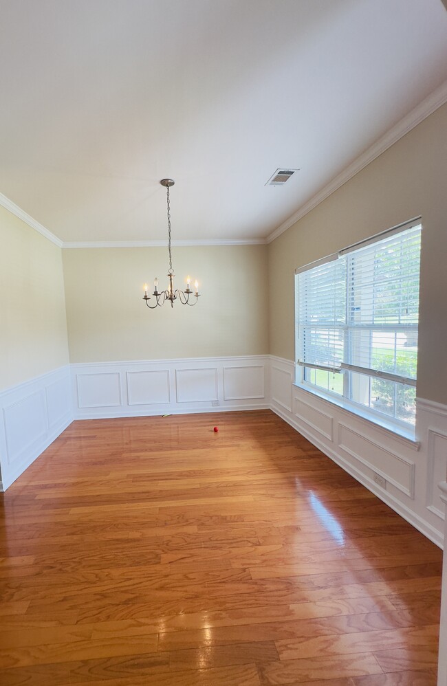 Building Photo - 3761 Sunbridge Dr