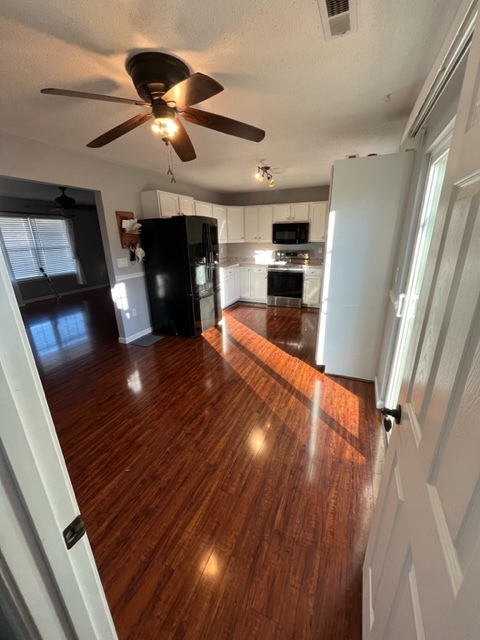 Dining Room - 201 E Center St