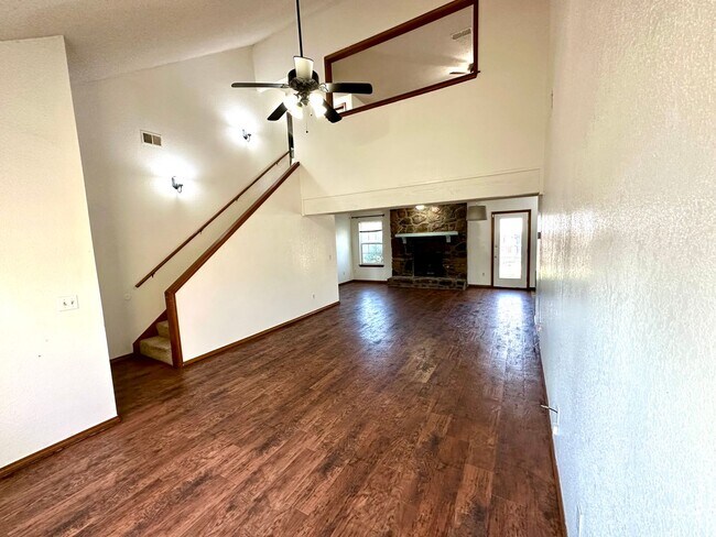 Building Photo - 4112 W Quincy Ct