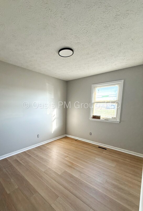 Foto del edificio - 9577 OH-104