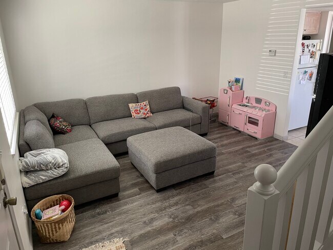 Foto del edificio - 440 Raven Way