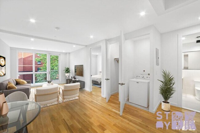 Foto del edificio - 1 bedroom in Brooklyn NY 11211