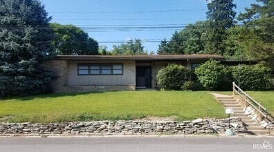Building Photo - 408 W Leslie Ave