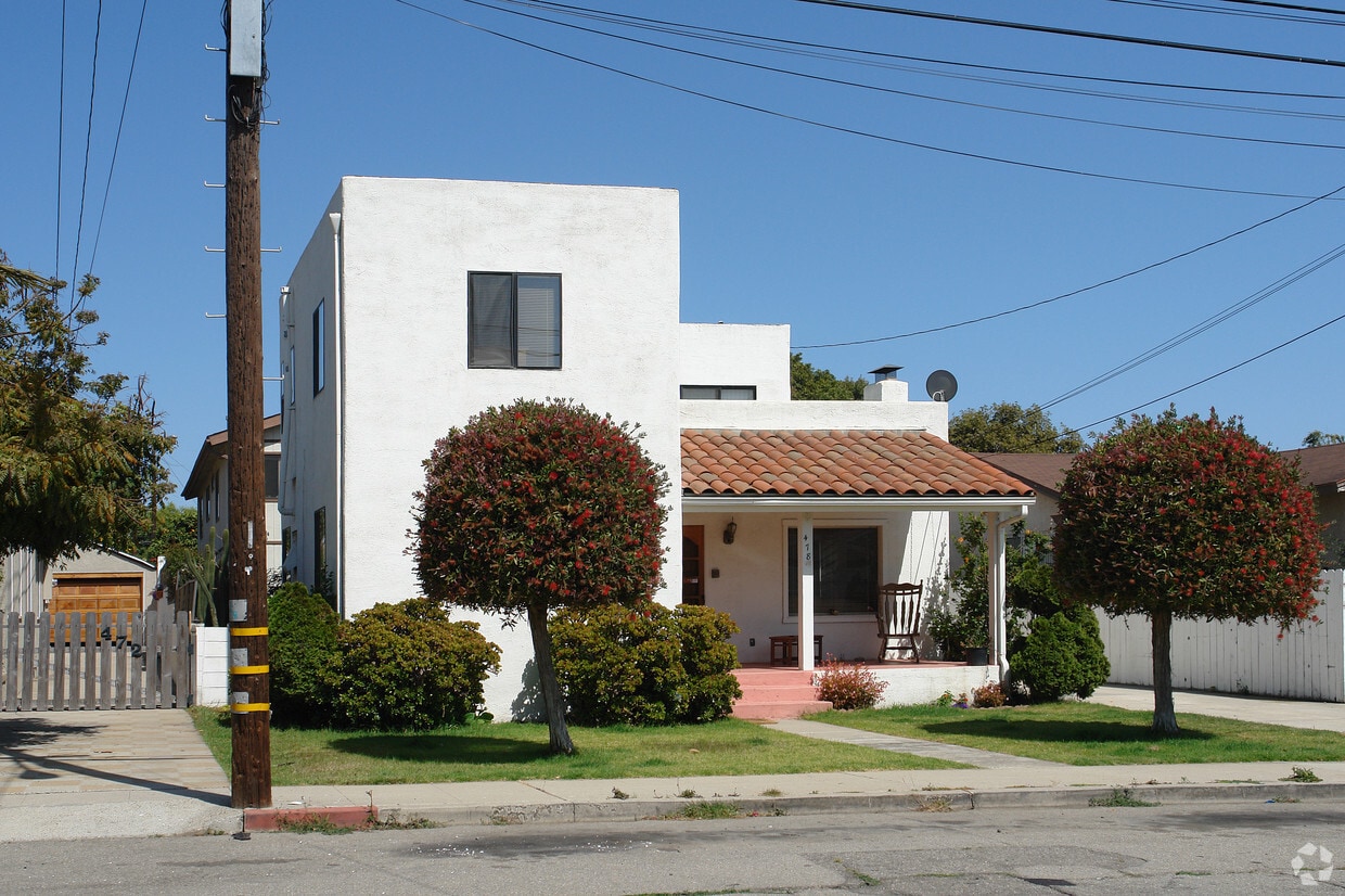 Building Photo - 478-480 482 Arcade Dr
