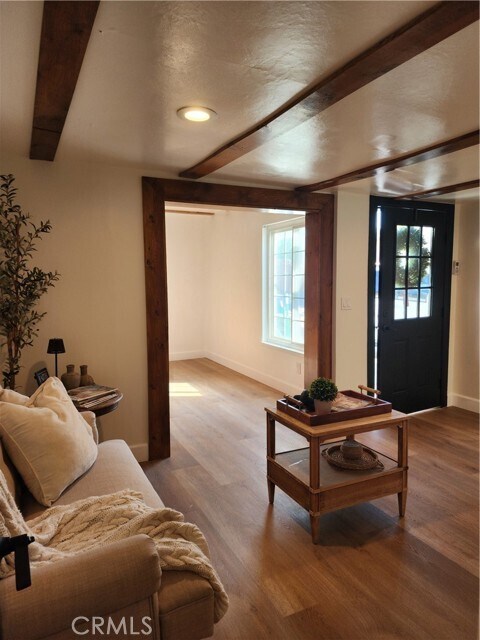 Foto del edificio - 10747 Kearsarge Pl