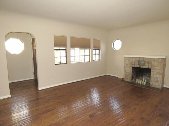 Foto del edificio - 1794 New York Dr