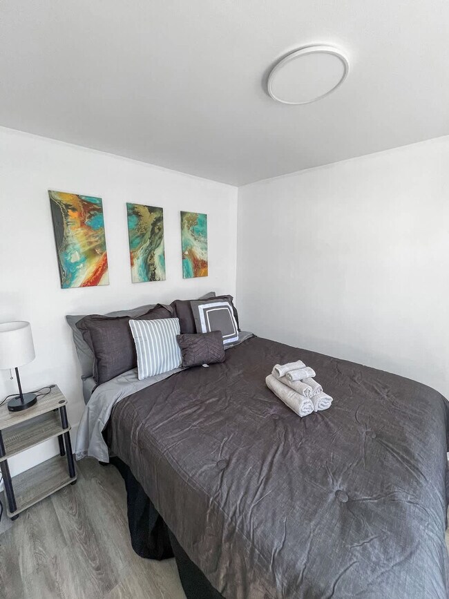 Foto del edificio - 156 Everett St
