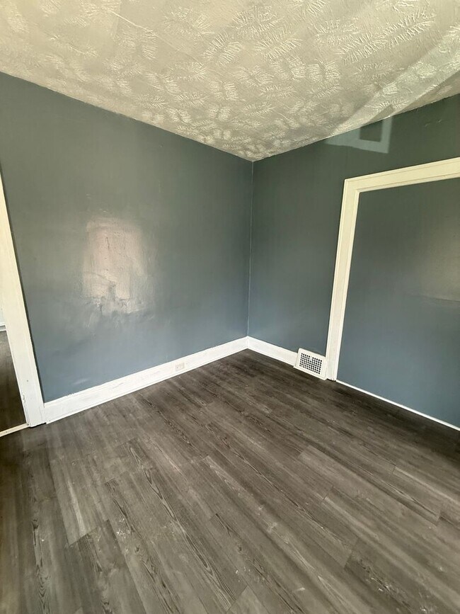 Foto del edificio - 700 E 160th St