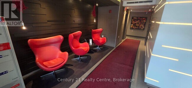 Photo du bâtiment - 5035 Harvard Rd